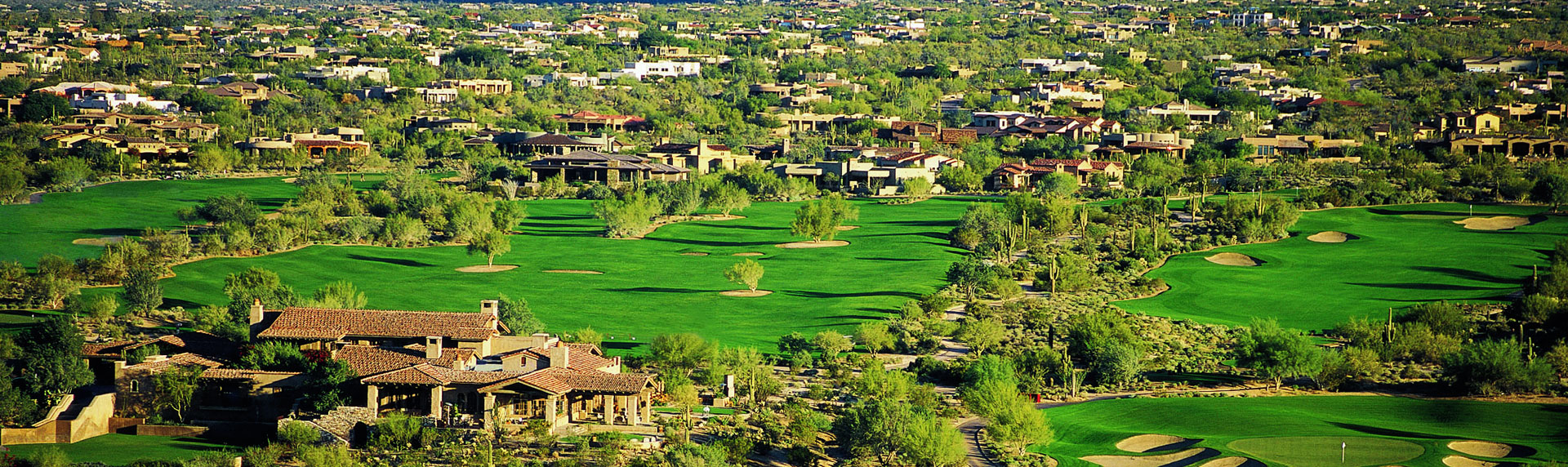 Overview image of golf course